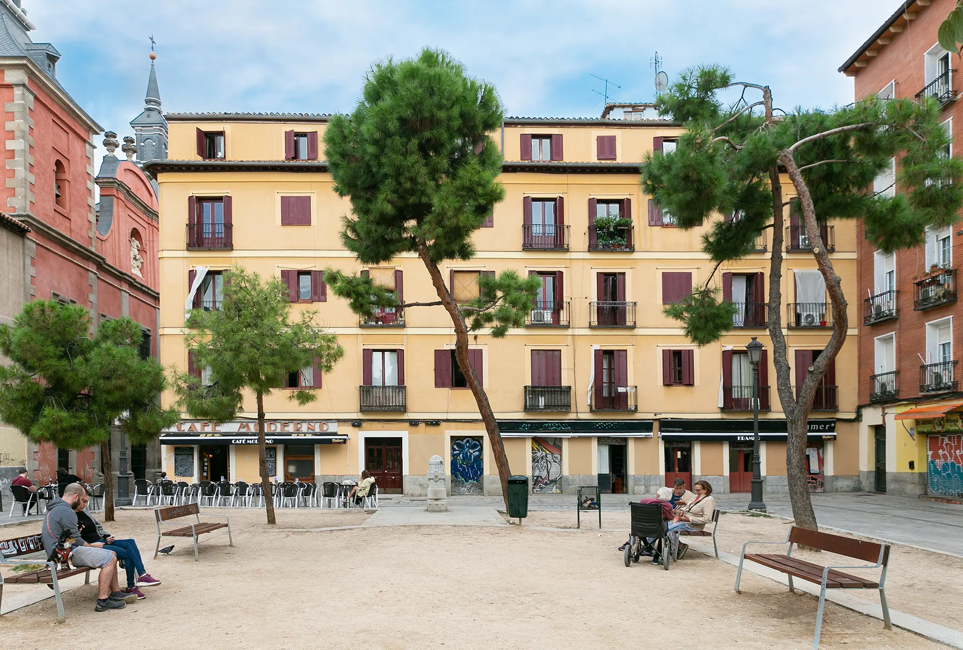 Plaza Comendadoras Madrid Imagen Slider 3